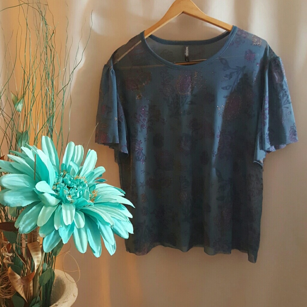 MASSINI Mesh Glitter Floral Flutter Sleeve Tee